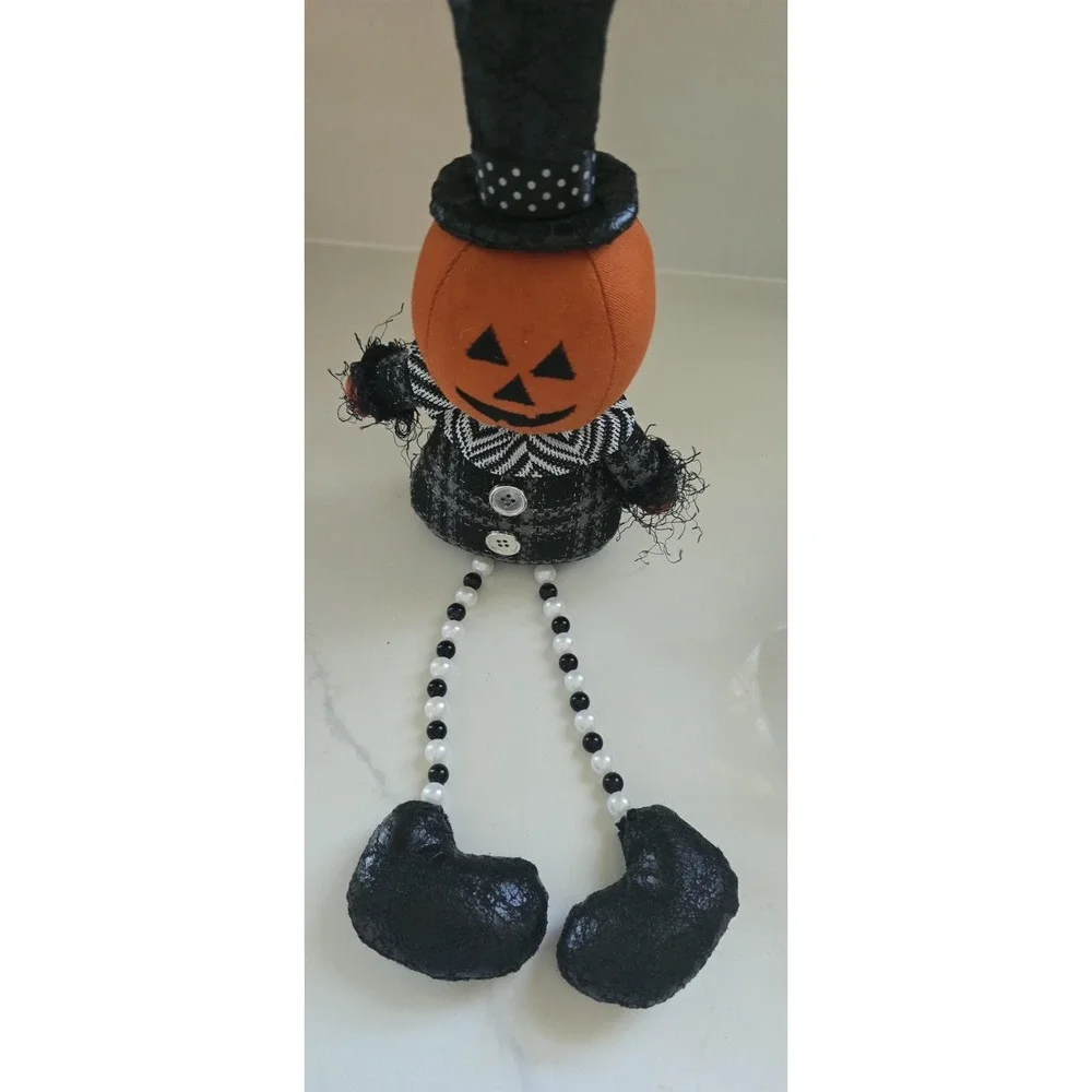 Midnight Beaded‎ Dangle Legs Weighted Pumpkin Head Mantle Bookshelf New
